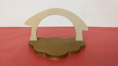 Etable figurative demi-cercle en bois