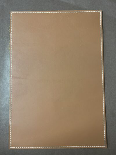 Couverture en cuir MAGNIFICAT grand format - Marron